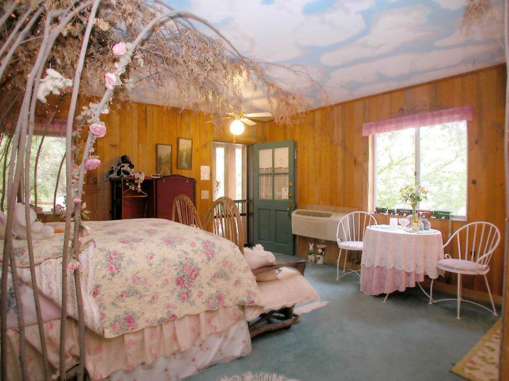 Wikiup Hummingbird Hotel Джулиан Екстериор снимка