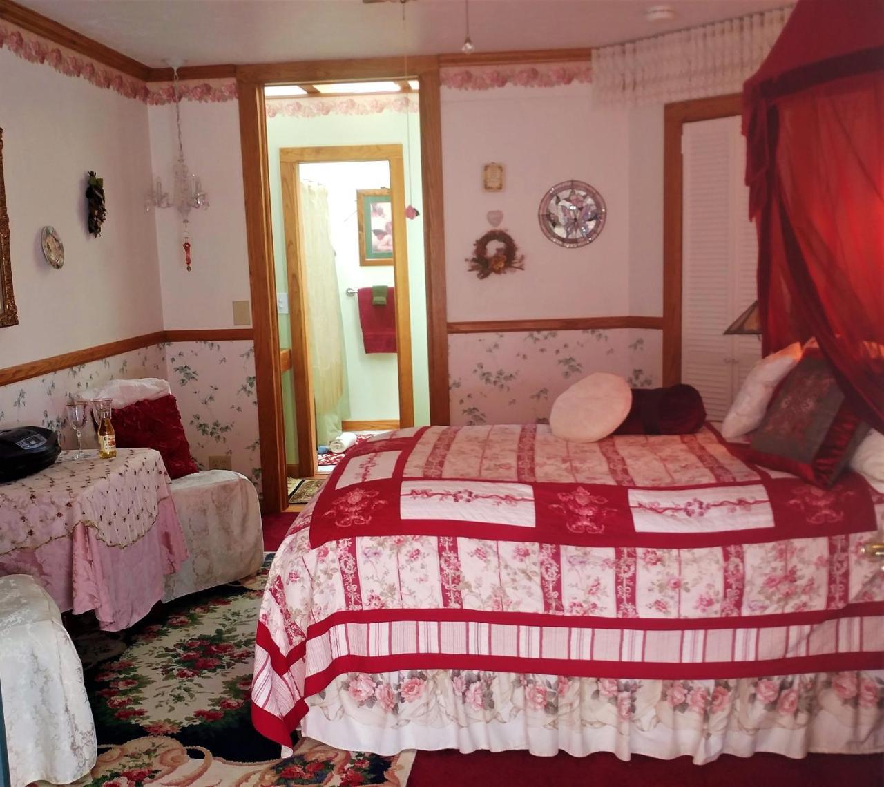 Wikiup Hummingbird Hotel Джулиан Екстериор снимка