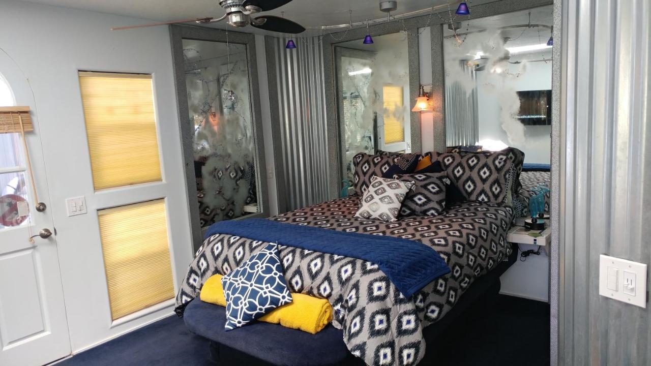 Wikiup Hummingbird Hotel Джулиан Екстериор снимка